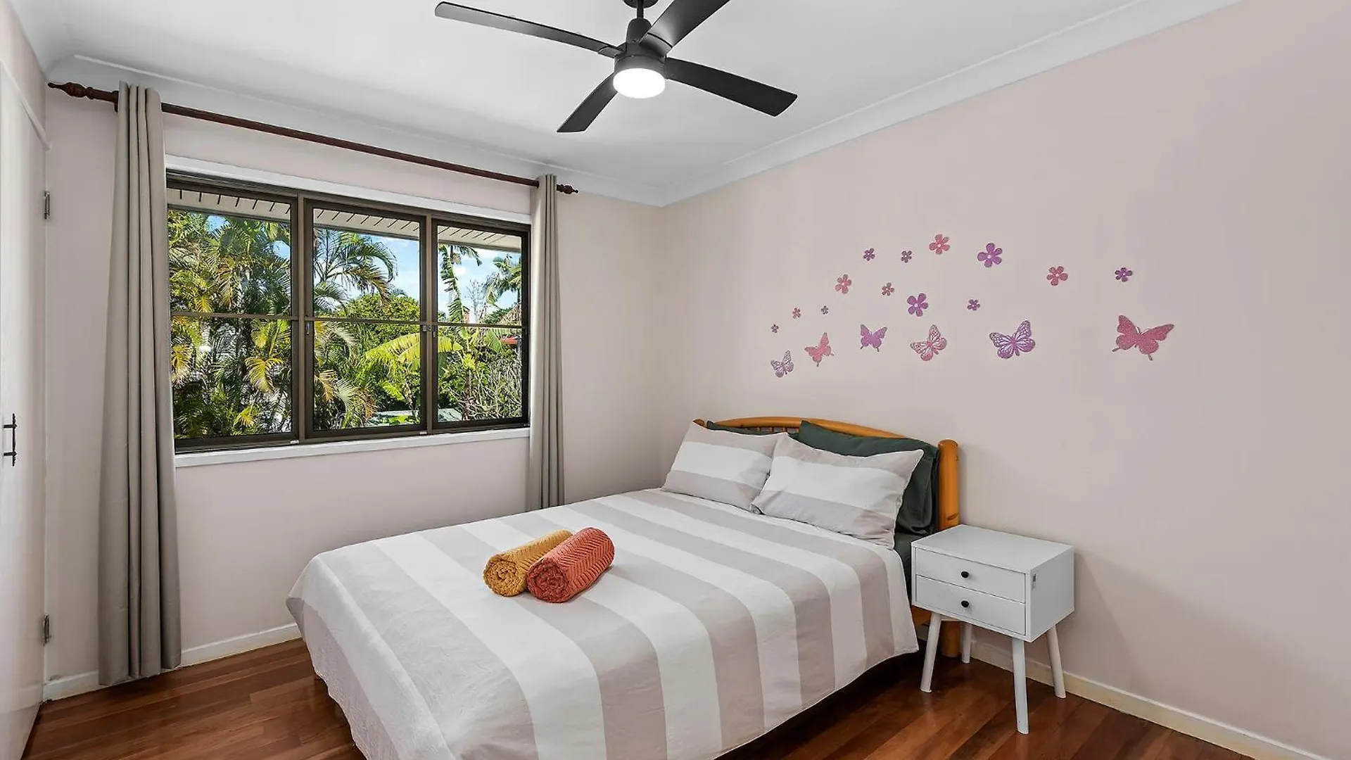 Spacious Upstair Home Comforts 13Km From Cbd&Airport Brisbane